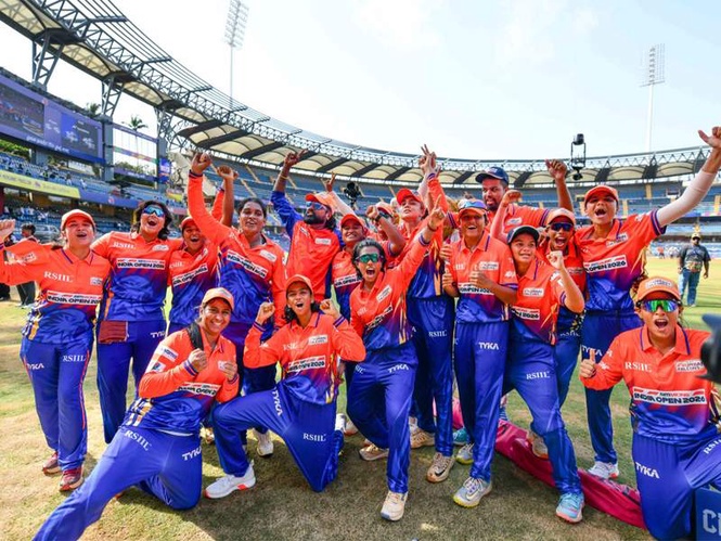 Image from: Sayali Satghare leads Mumbai Falcons to T20 Mumbai Women's League title