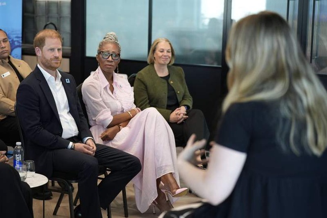 Image from: Boss of Diana Award reveals she recently met up with Prince Harry