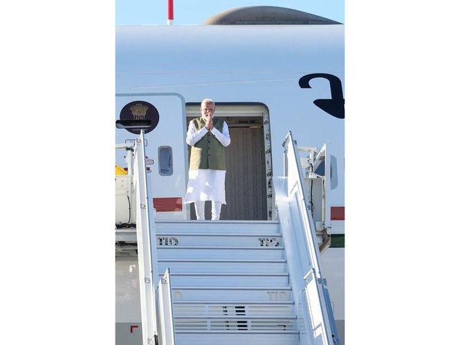 Image from: PM Modi arrives in Nice, kicks off France visit with key engagements in Evian and Paris