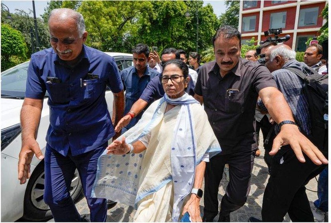 Image from: ICYMI#TheTribuneOpinion: Mamata faces stiff challenges in rebuilding the party