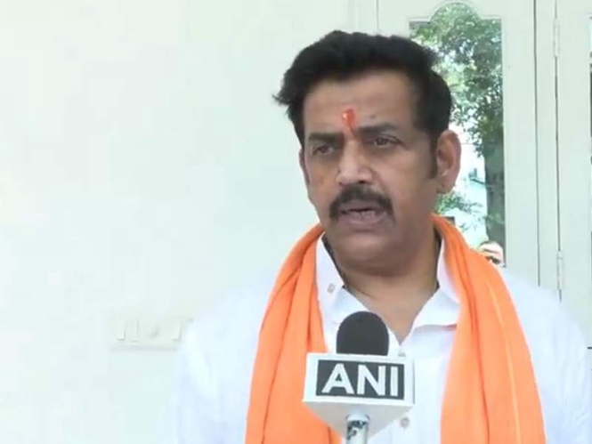 Image from: Political ideologies may differ, but no personal attacks on social media: BJP's Ravi Kishan welcomes FIR on remarks against Akhilesh Yadav's daughter