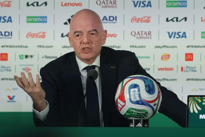 Image from: Infantino invites Swiss fire victims' club president to World Cup