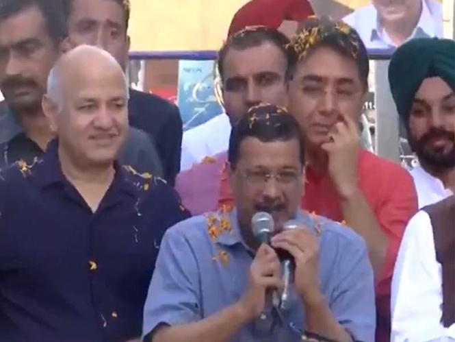 Image from: Punjab: Kejriwal, CM Mann hold roadshow in Sohna village; AAP chief appeals for continued mandate