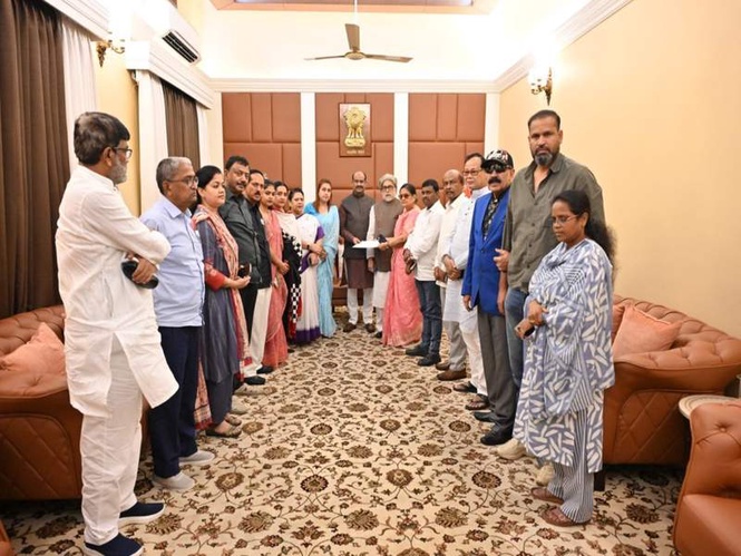 Image from: TMC turmoil deepens: Rebel camp to merge with NCPI, extends support to NDA; party MPs call it "betrayal"