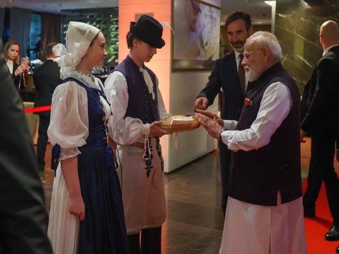Image from: Prime Minister Modi receives traditional Slovakian welcome; lauds rich cultural heritage