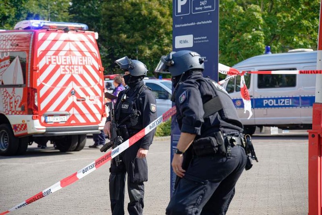 Image from: Teen on trial in Germany over Islamist school knife attack