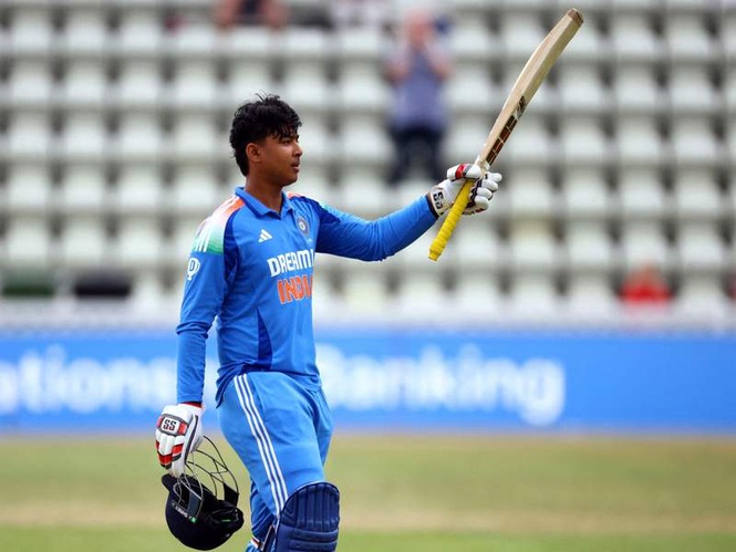 Image from: Sooryavanshi, Halambage involved in heated exchange after Sri Lanka A beat India A