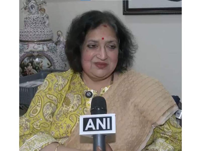 Image from: Makkal Medai is people's movement for collective welfare: Rajinikanth's wife Latha