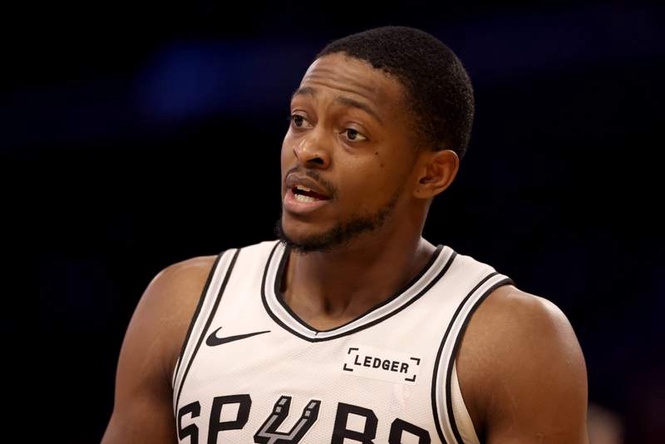 Image from: San Antonio Spurs fans react to De’Aaron Fox exit rumours after Instagram detail