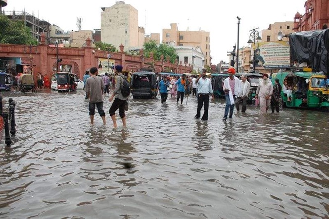 Image from: Monsoon round the corner,  sewer cleaning at snail’s pace in Amritsar