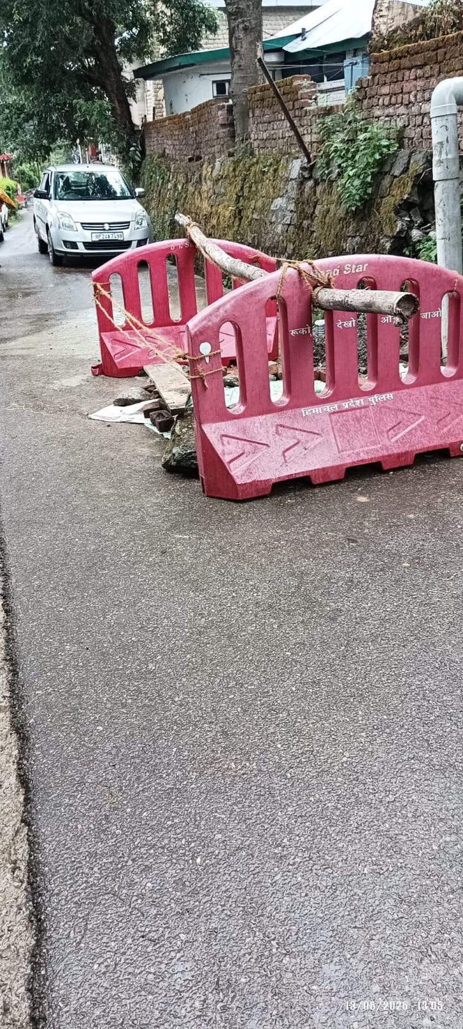 Image from: Open manhole near school repaired after residents’ outcry in Palampur