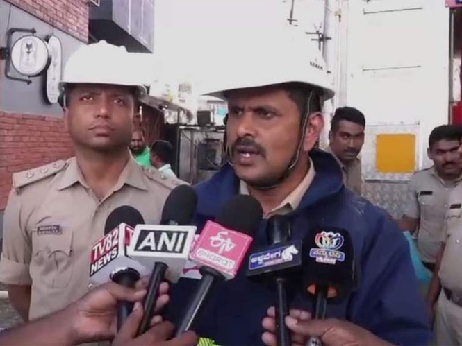 Image from: Karnataka: Two dead, several injured as fire breaks out at pub in Mysuru