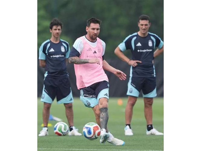 Image from: “Great team with quick players up front”: Argentina coach Scaloni not taking Algeria lightly ahead of WC opener