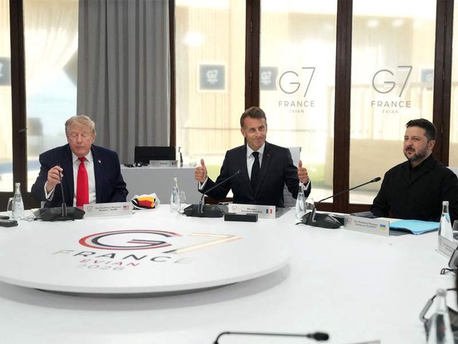 Image from: G7 Evian: High-stakes summit kicks off with first session on Ukraine