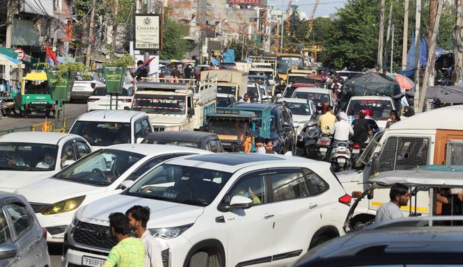 Image from: Traffic chaos grips key Phagwara intersection, residents seek action