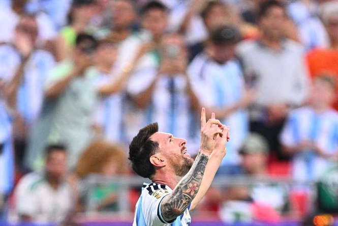 Image from: Messi becomes first play to make sixth World Cup appearance