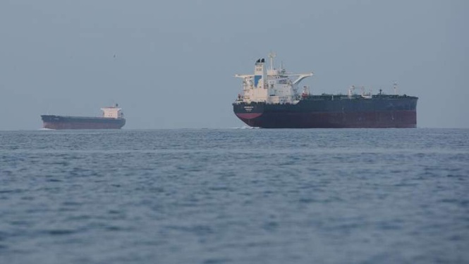 Image from: Middle East live: Two Iranian oil tankers cross US blockade zone