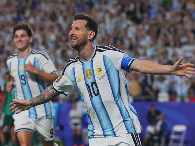Image from: Lionel Messi ties Miroslav Klose for most goals in World Cup history with hat-trick against Algeria
