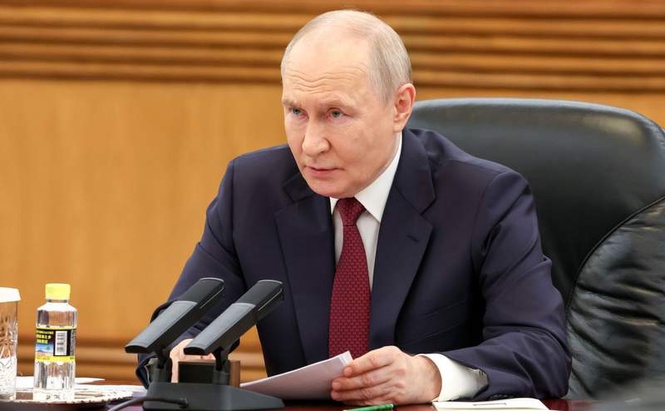 Image from: Putin invites ASEAN leaders to summit as G7 meets in France