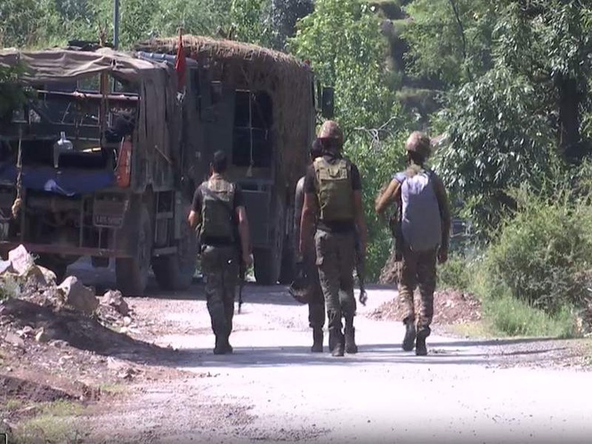 Image from: J-K: Army JCO, 3 soldiers injured in accidental mine blast along LoC in Rajouri