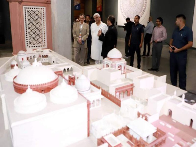 Image from: Italian Embassy to launch 'One Mother, Many Mother Tongues' exhibition in Humayun's Tomb Museum