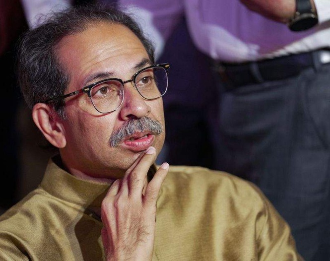 Image from: 5 Shiv Sena UBT MPs seek appointment with Speaker, Uddhav calls parliamentary party meeting