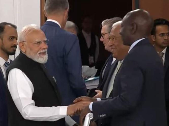 Image from: PM Modi interacts with world leaders during G7 Summit