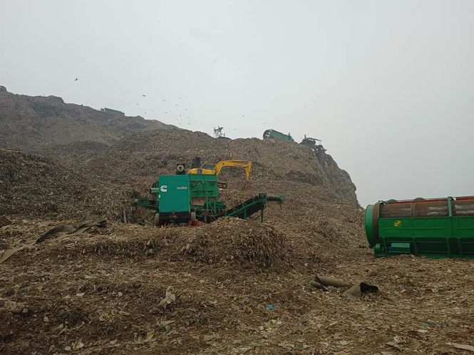 Image from: Bandhwari landfill contaminates Gurugram groundwater; 80 samples fail tests over 12 months