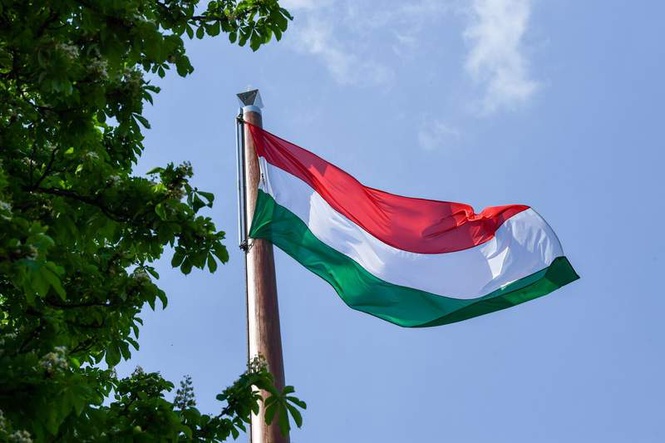 Image from: Hungary wage growth eases to 9% in April
