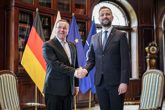 Image from: Germany, Poland sign defence cooperation pact to boost eastern flank