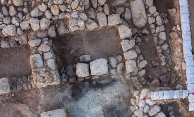 Image from: Archaeologists Found This 750-Kilogram Stone Buried Inside a Mansion 2,700 Years Ago