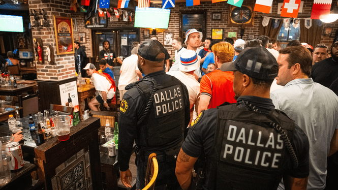 Image from: England fans kicked out of pub in Dallas after £30,000 drinking session