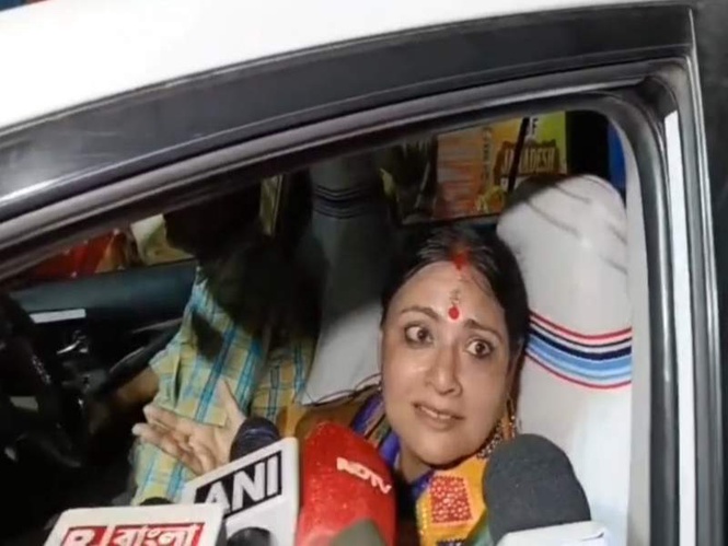 Image from: "I call it 'deemocracy'": Agnimitra Paul on egg-throwing at TMC leaders, says public showing anger over years of corruption