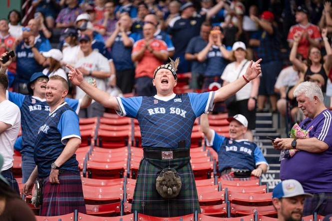 Image from: Scotland World Cup fans return to Fenway Park for Red Sox game thanks to ‘free drink’ offer