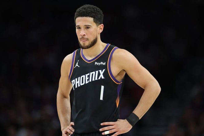 Image from: Devin Booker’s switch from No. 1 to No. 15 carries an emotional family tribute