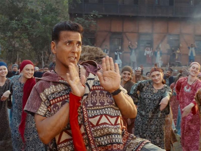 Image from: 'Welcome To The Jungle' song 'Deewane Hain' echoes old-school Bollywood celebration