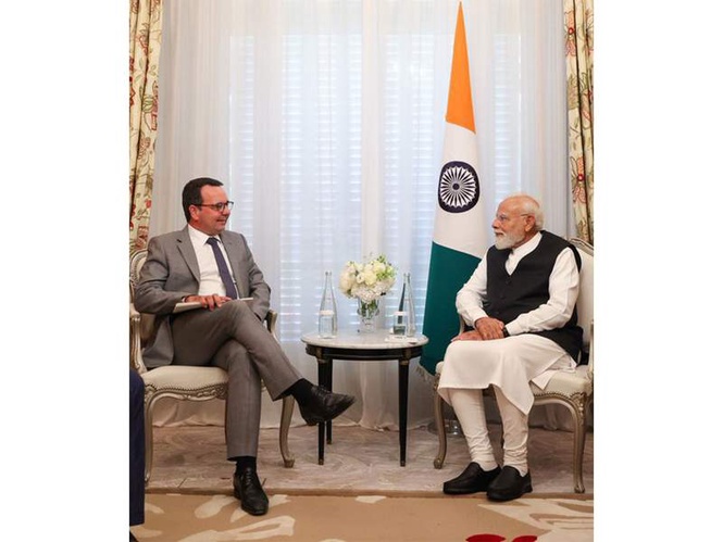 Image from: PM Modi interacts with Alstom CEO Martin Sion, highlights opportunities for global collaboration with India’s youth