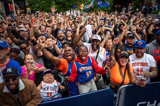 Image from: Why schools aren’t closed for ‘once-in-a-lifetime’ New York Knicks NBA Championship parade