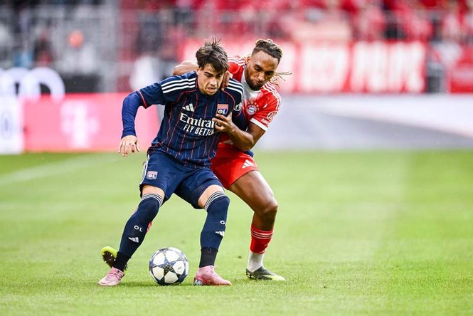 Image from: Leverkusen sign next talent in Portugal U21 player Moreira