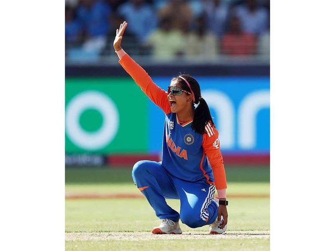 Image from: Shreyanka Patil likely to miss Women’s T20 World Cup matches due to injury
