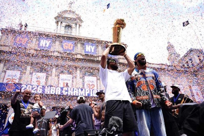 Image from: Ivanka Trump reveals family member was in attendance for New York Knicks NBA Championship parade