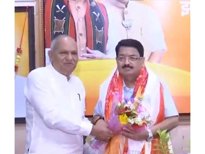 Image from: BJP leaders congratulate NDA-backed Parimal Nathwani after Rajya Sabha victory from Jharkhand; hail result as boost to alliance morale