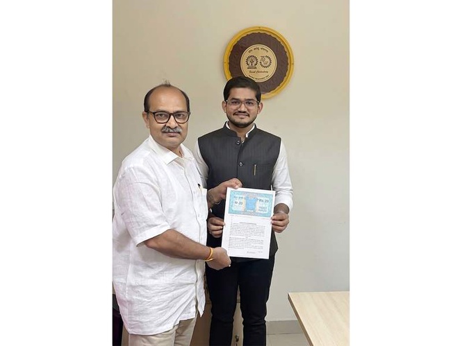 Image from: Fulfilling PM Modi’s Dream of Atmanirbhar Bharat: India’s AI Writing Startup Kreativespace Incubated at IIT Kharagpur
