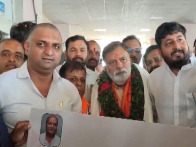 Image from: Shiv Sena (UBT) MP Rajabhau Waje says 'did not rebel' amid buzz over MPs' loyalties