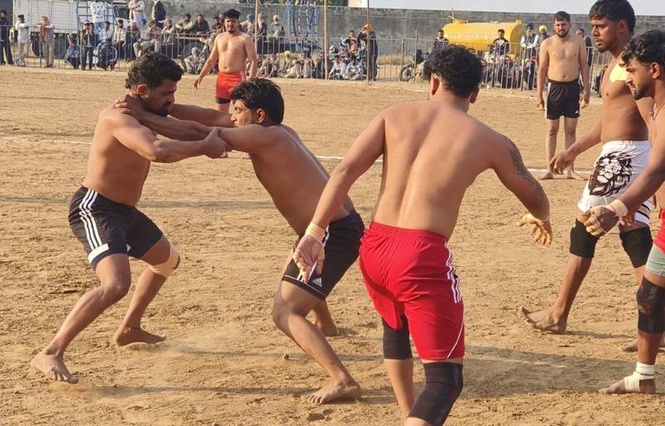 Image from: Jalandhar: Veteran players honoured at Dhakk Pandori kabaddi tournament, Rurki Club clinch title