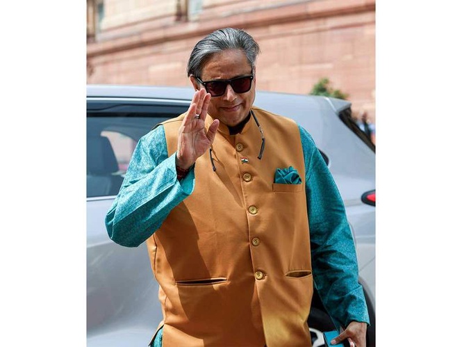 Image from: Parliamentary panel on External Affairs to review India-China, India-Pakistan relations ahead of Jammu-Ladakh visit