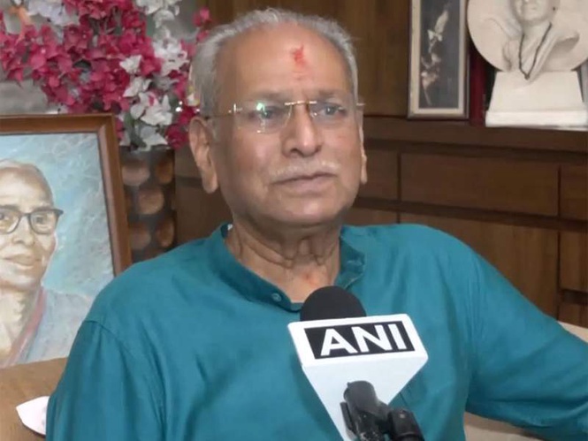 Image from: "He will return to power": Uddhav Thackeray's uncle Chandrakant Vaidya extends wishes to him on Shiv Sena foundation day