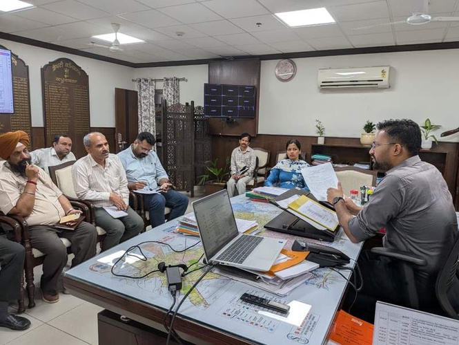 Image from: DC sets June 30 deadline to complete drain, sewer cleaning in Kapurthala