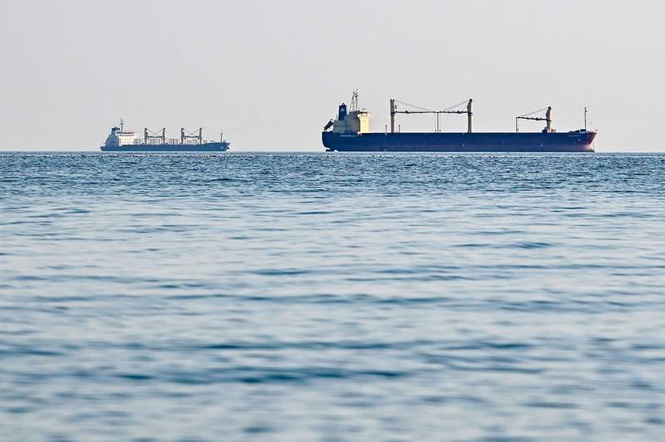 Image from: Russia attacks merchant ships in Black Sea, killing crew member