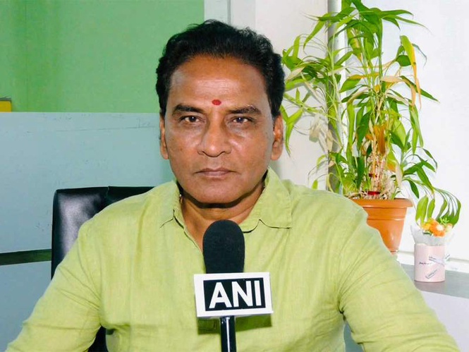Image from: "Aamir Khan is like my Godbrother," says 'Lagaan' actor Daya Shankar Pandey